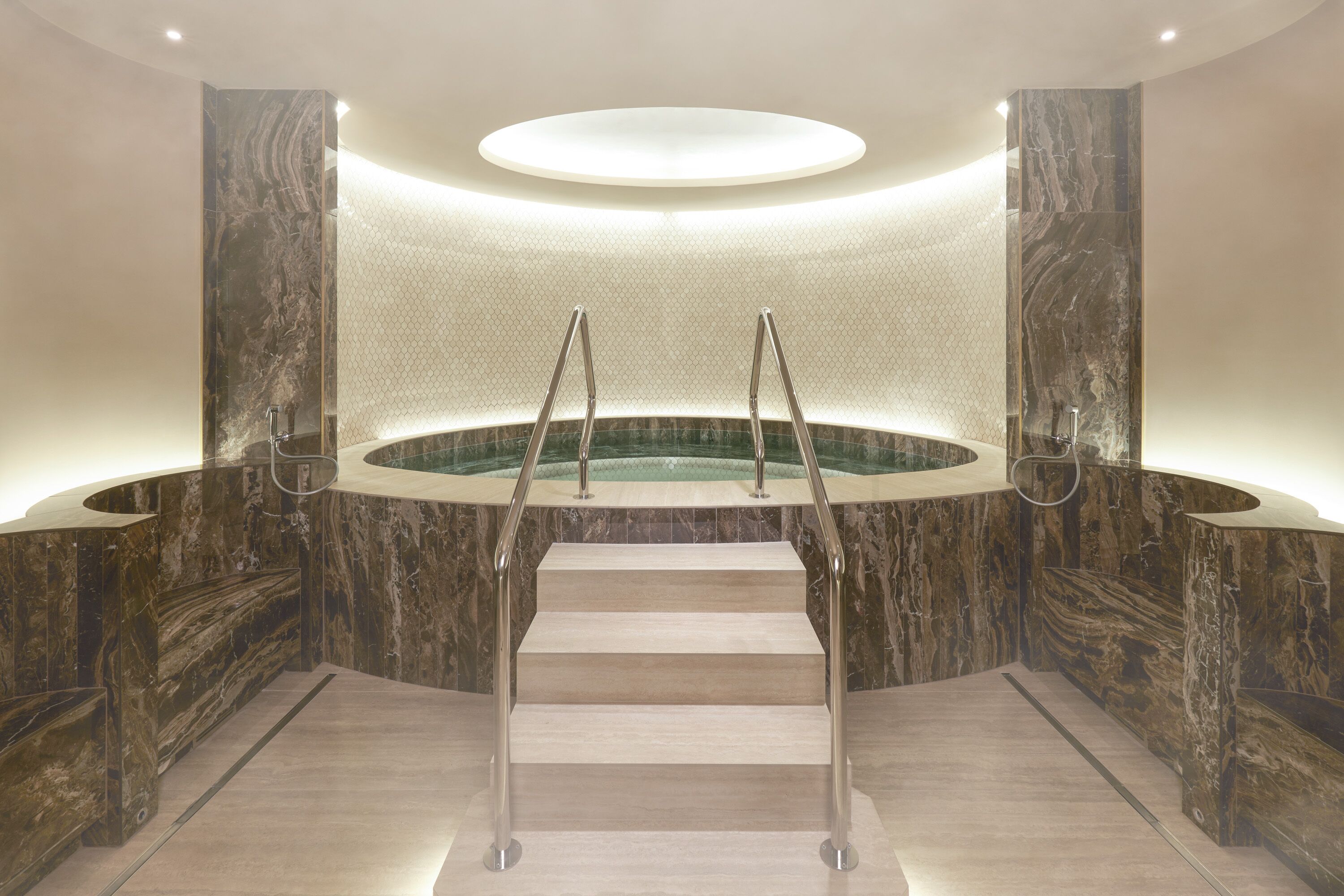 sauna, hot tub, steam room, turkish bath/hammam, body treatments