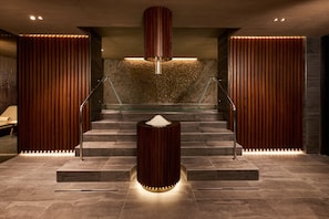 Sauna, hot tub, steam room, Turkish bath, body treatments