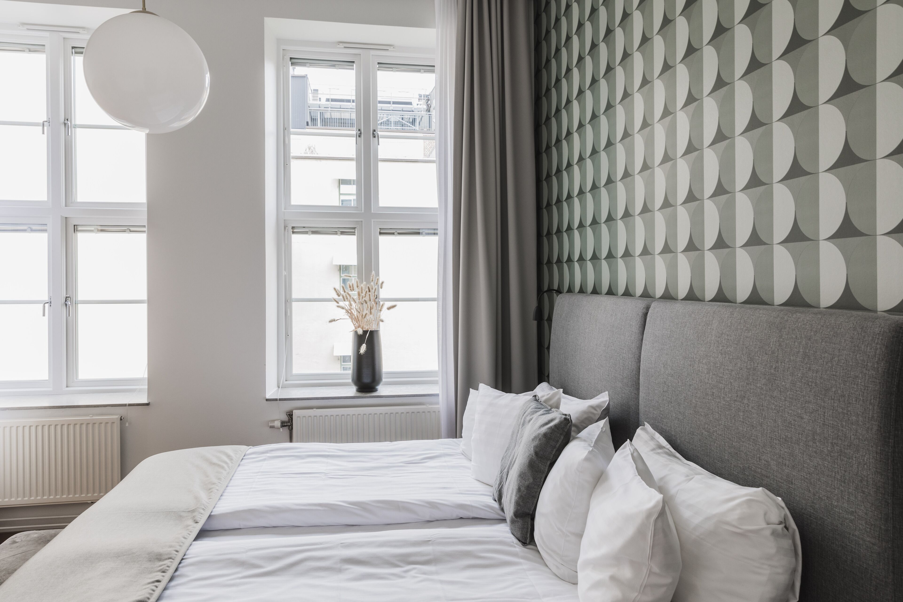 Suite, Sauna | Desk, blackout drapes, iron/ironing board, WiFi (free)