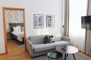 Deluxe Studio | Desk, blackout drapes, iron/ironing board, free WiFi - The More Hotel Mazetti (Malmö)