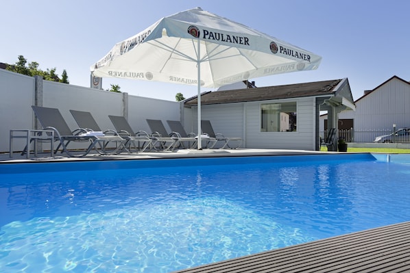 Seasonal outdoor pool