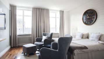 Tomannsrom – superior | Skrivebord, barnesenger (inkludert) og ekstrasenger (mot et tillegg)