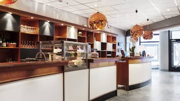 Bar (in der Unterkunft)