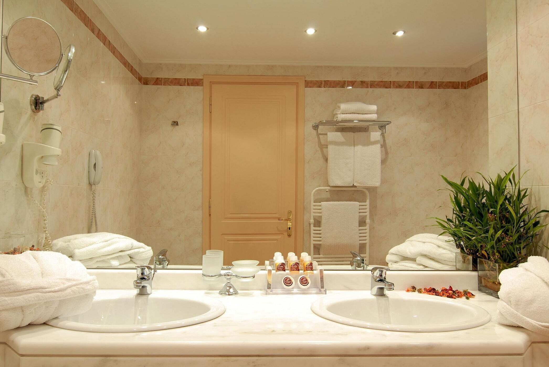 Foto - Athens Atrium Hotel & Jacuzzi Suites