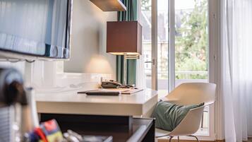 Deluxe Double or Twin Room, Non Smoking (partially with Balcony ) | Premium bedding, down duvets, pillow-top beds, minibar