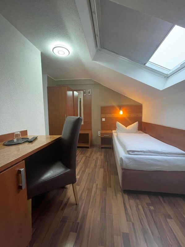 Room - Hotel Monte Cristo (Offenbach am Main)