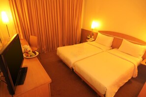 Superior Twin Room | Living room