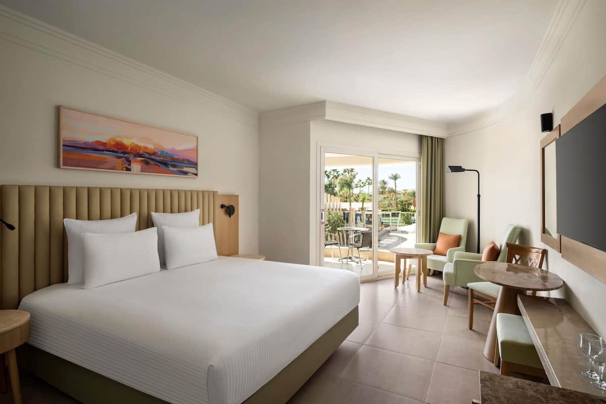 1 bedroom, minibar, in-room safe, desk