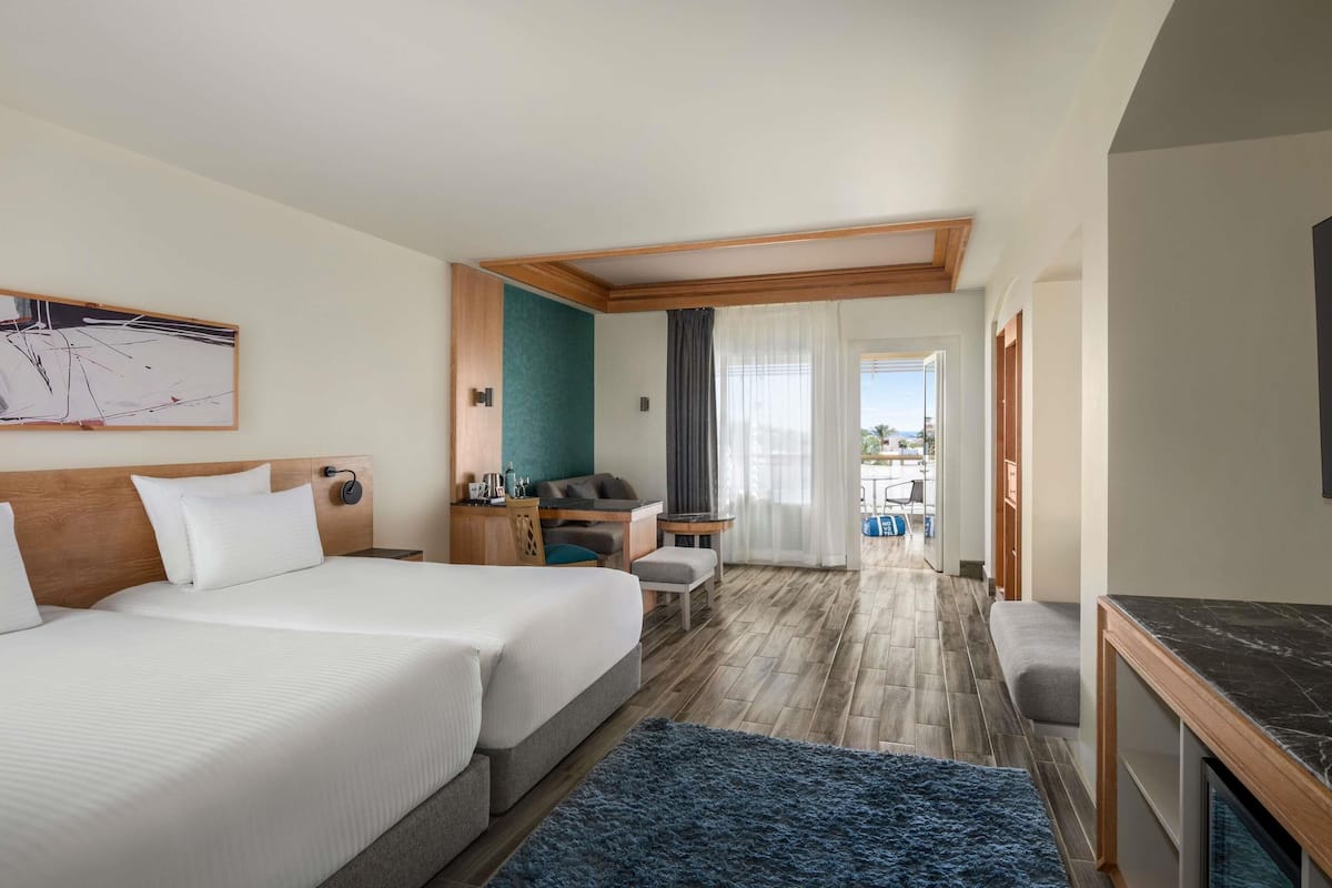 Standard Room, 2 Single Beds (Palm Wing)