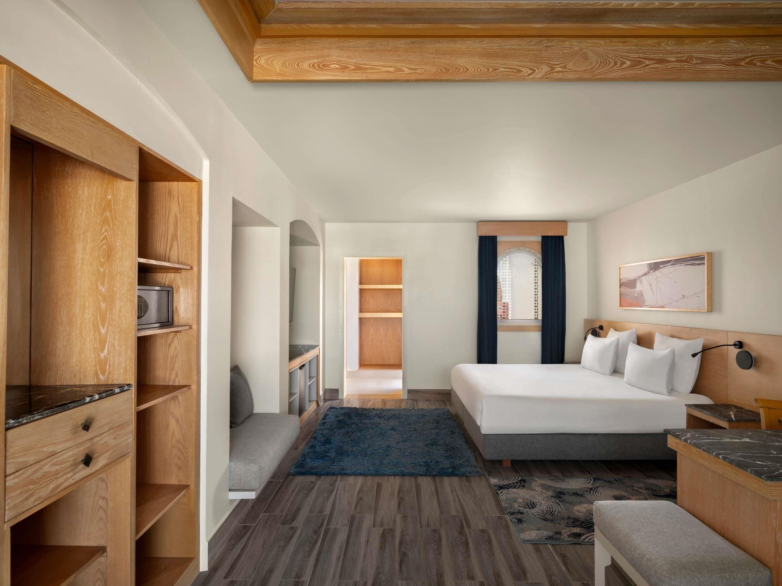 Standard Double Room, 1 Double Bed (Palm Wing)