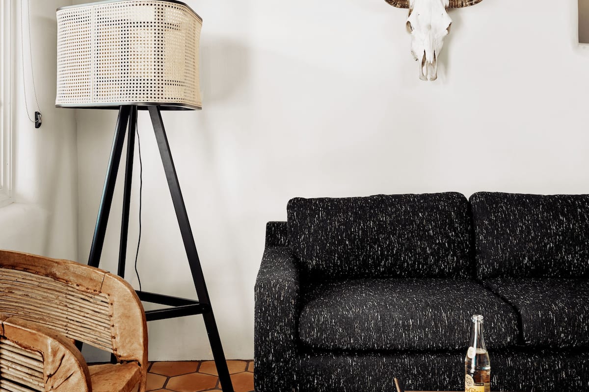 Deluxe Room, 1 King Bed | Premium bedding, individually decorated, individually furnished, desk