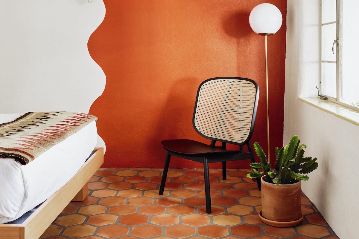 Premium bedding, individually decorated, individually furnished, desk