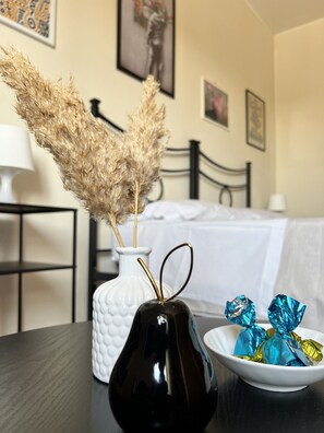 Desk, free WiFi, bed sheets