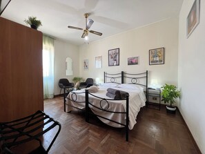 Desk, free WiFi, bed sheets