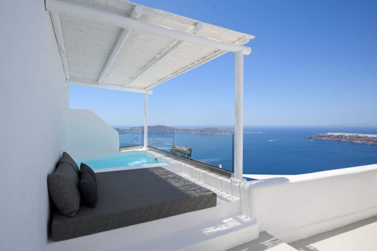 Signature Studio Suite, Hot Tub, Caldera & Sea View | Terras