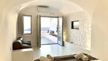 Superior Studio Sea View | Zimmersafe, Bügeleisen/Bügelbrett, Bettwäsche