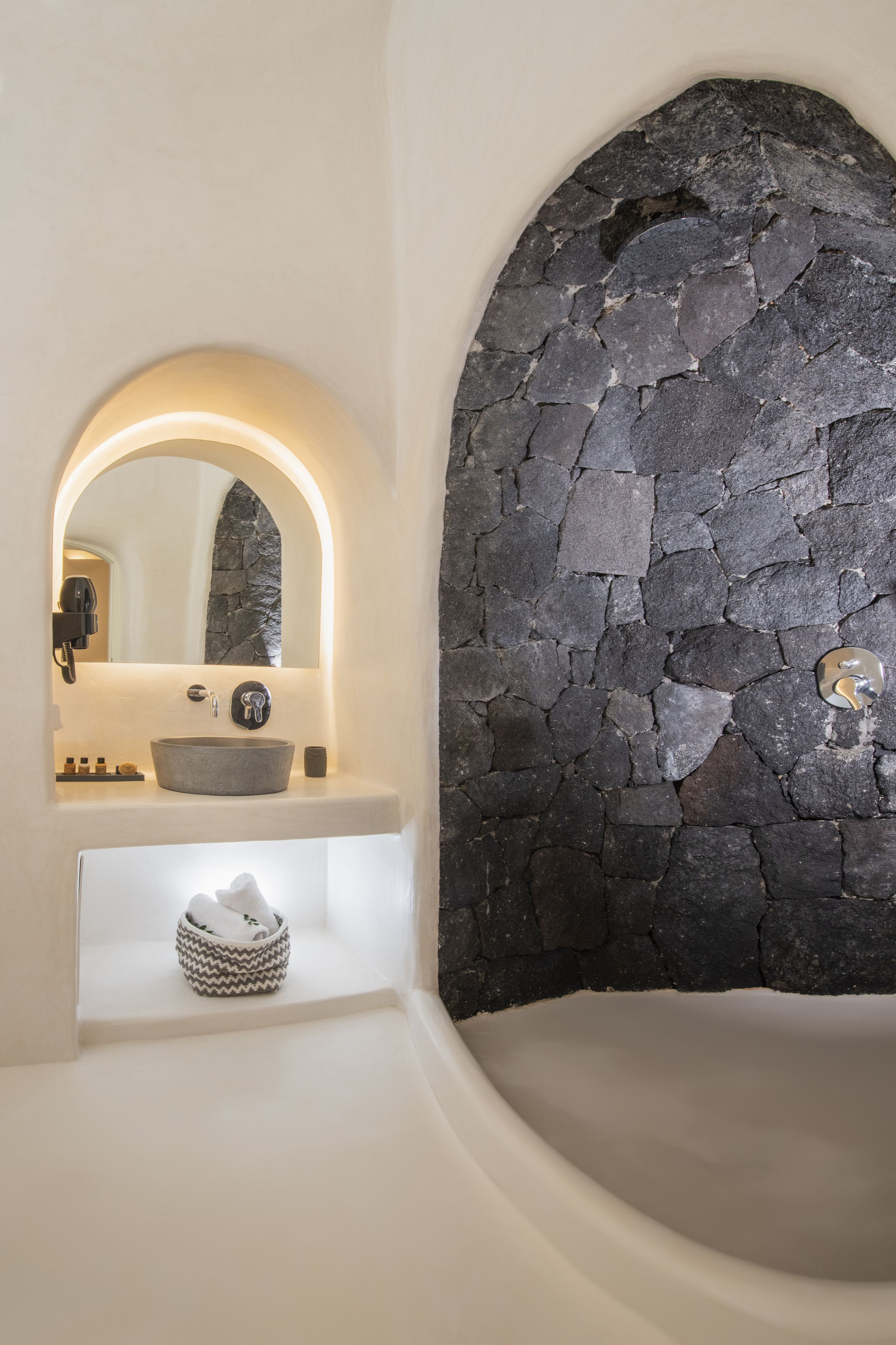 premium suite, 2 bedrooms, hot tub, ocean view | bathroom | eco-friendly toiletries, towels