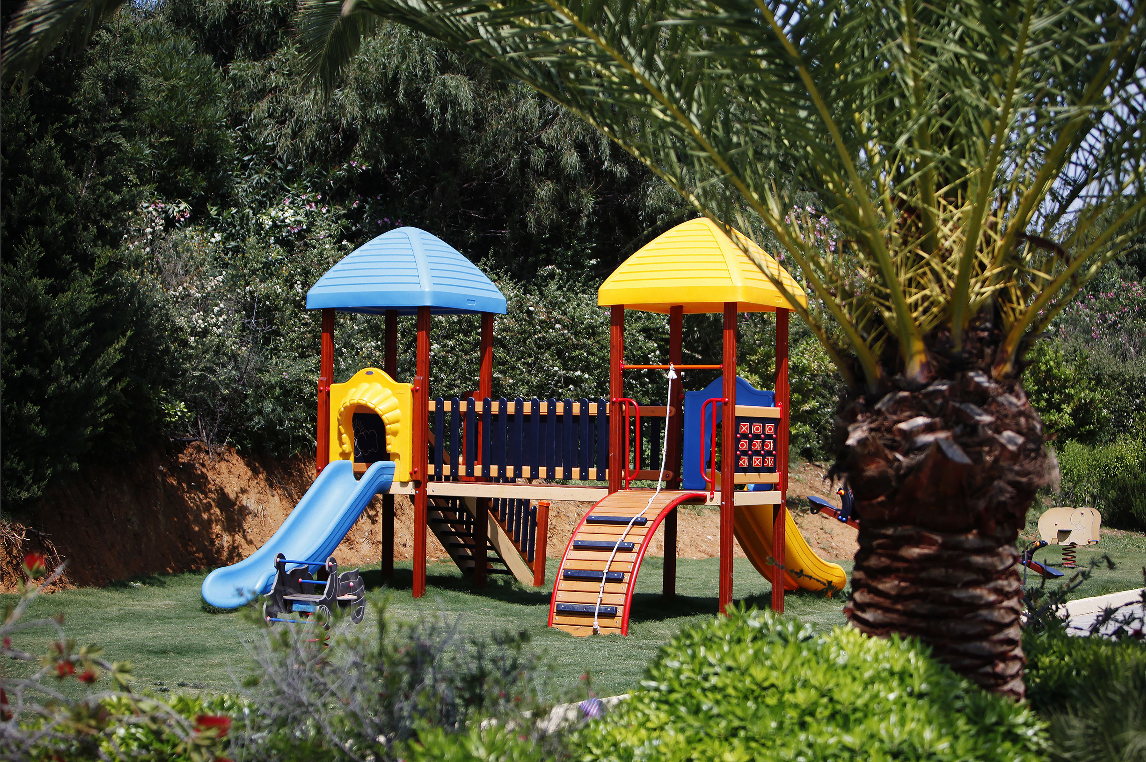 children’s play area – outdoor