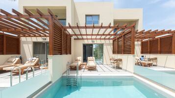Superior Room, Private Pool | Terrace/patio