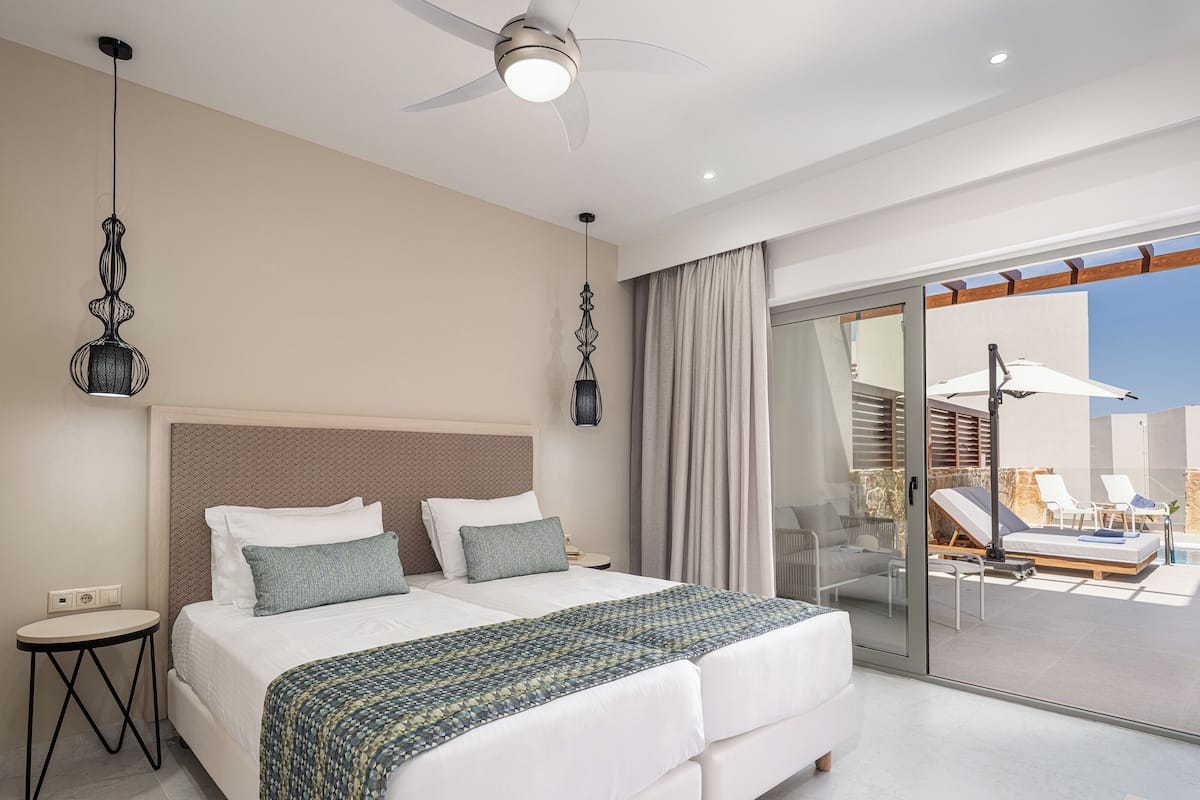 Luxury Suite, 1 Bedroom, Private Pool | 1 bedroom, in-room safe, blackout drapes, soundproofing