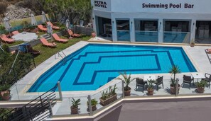Exterior - Petra Hotel (Agios Vasileios)