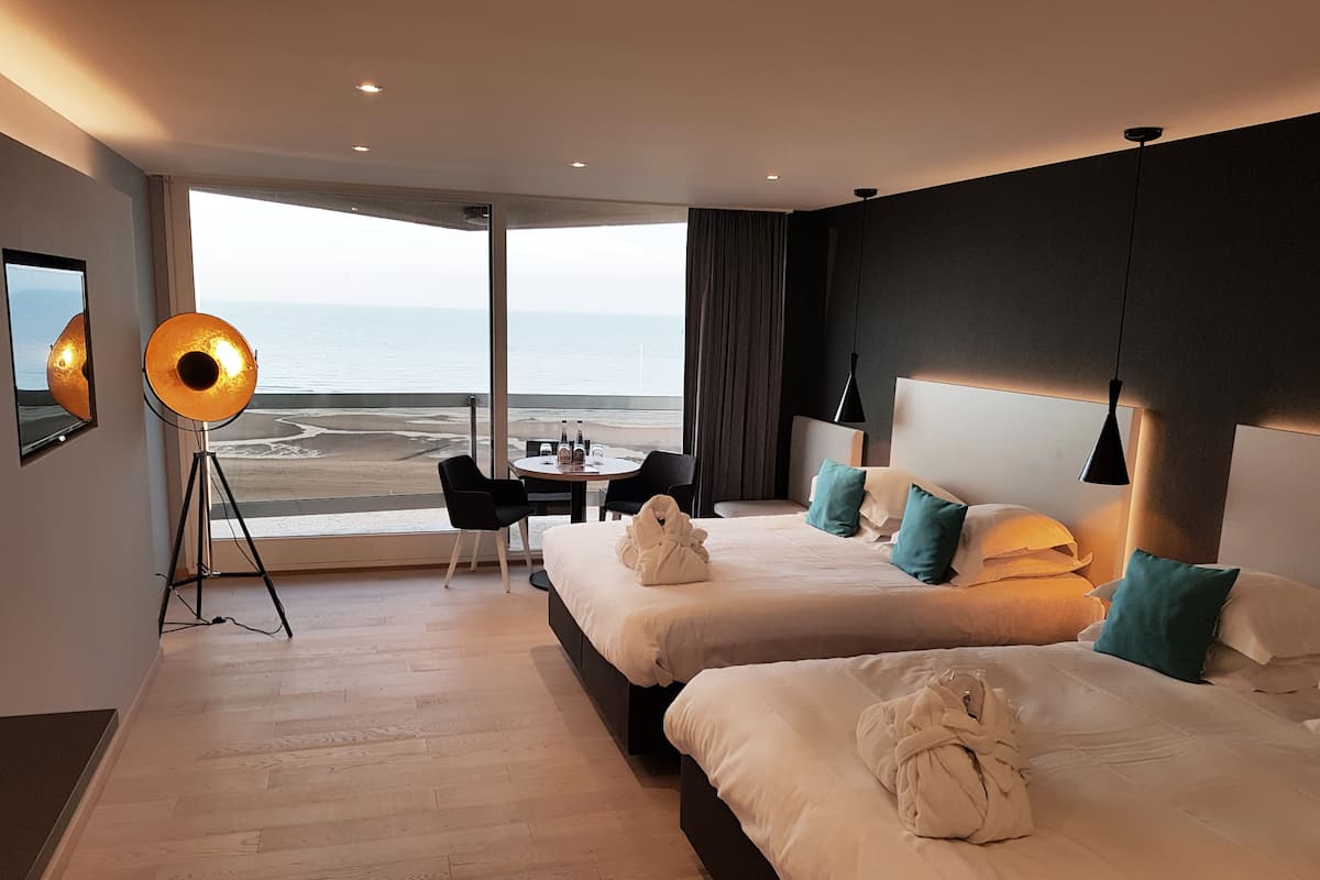 Superior Family Room, No Sea View | Pemandangan dari kamar