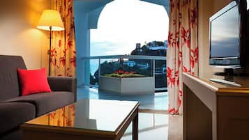 32-inch plasma TV with satellite channels, TV