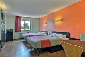 Habitación Deluxe, 2 camas de matrimonio, no fumadores | Wifi gratis y ropa de cama