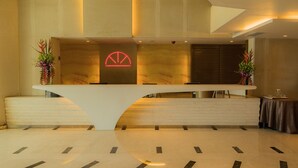 Reception - The Residence Hotel & Apartments (Mumbai)