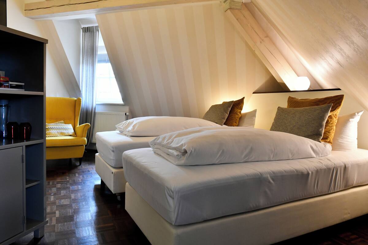 Classic Double Room | Ropa de cama hipoalergénica, caja fuerte, escritorio