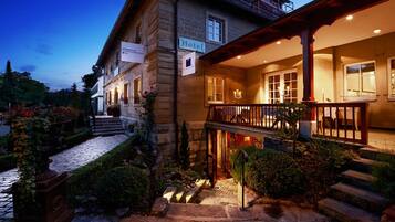 Front of property – evening/night