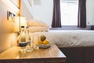 Standard Twin Room, 2 Twin Beds | Desk, blackout drapes, soundproofing, iron/ironing board