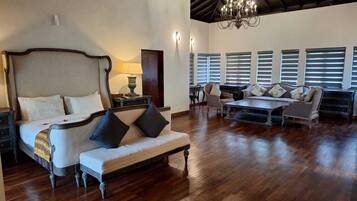 Suite | 1 habitación, sábanas de algodón egipcio y ropa de cama de alta calidad