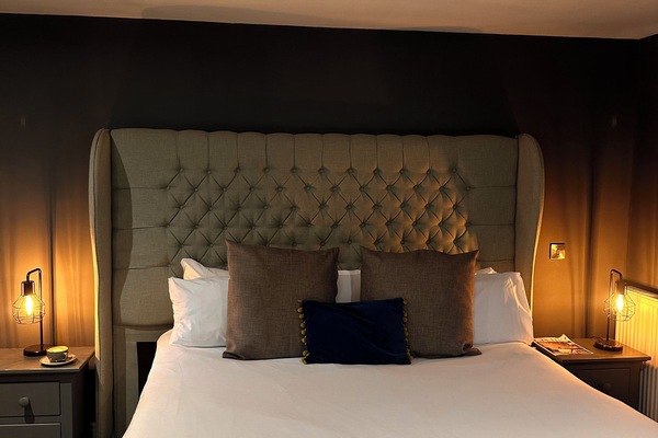 Standard Room, 1 Bedroom | Peralatan tempat tidur premium, dihias secara berasingan