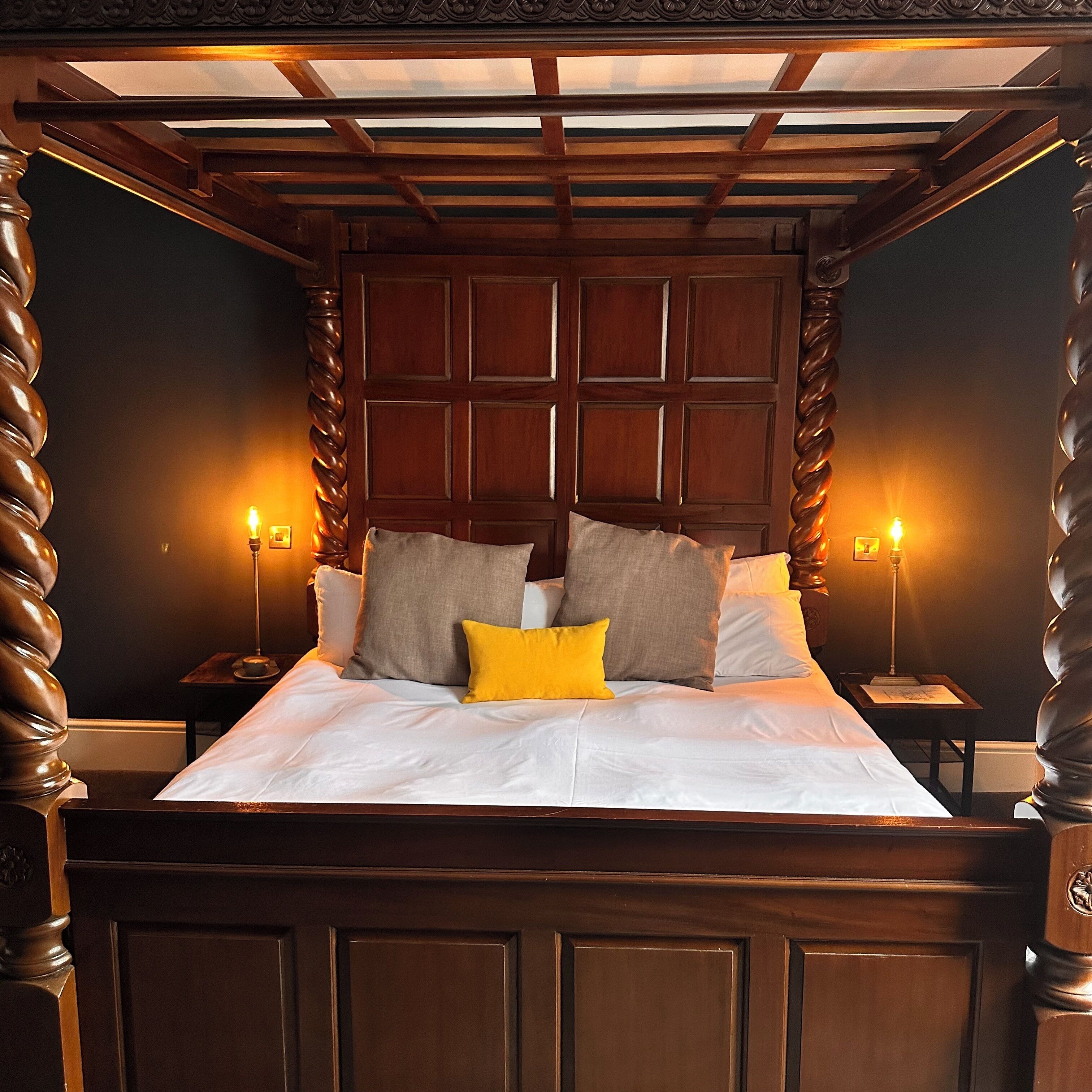 arley suite | premium bedding, individually decorated, individually furnished, desk