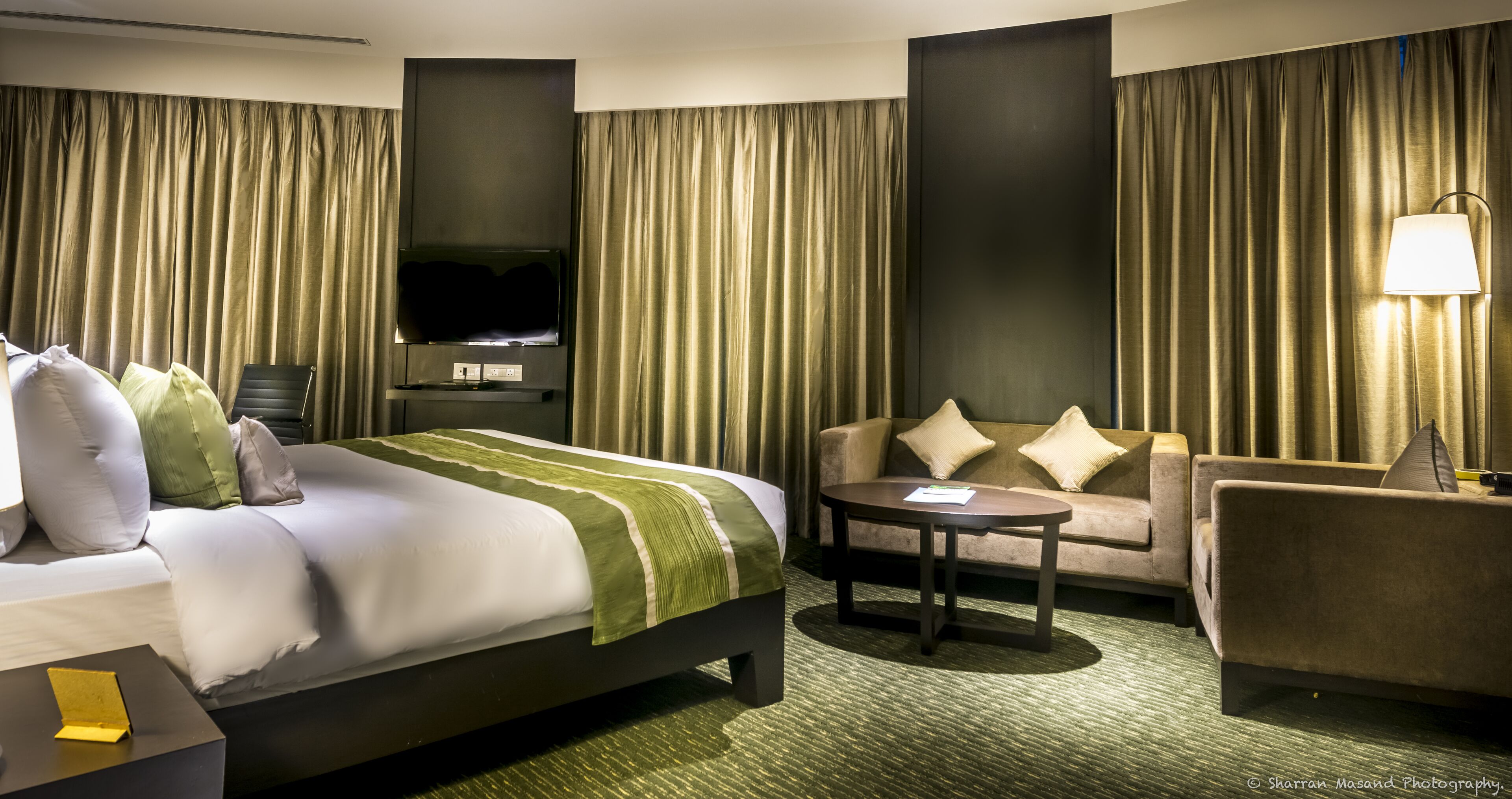 executive room | premium bedding, down duvets, minibar, in-room safe