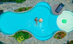 Piscina a l'aire lliure 