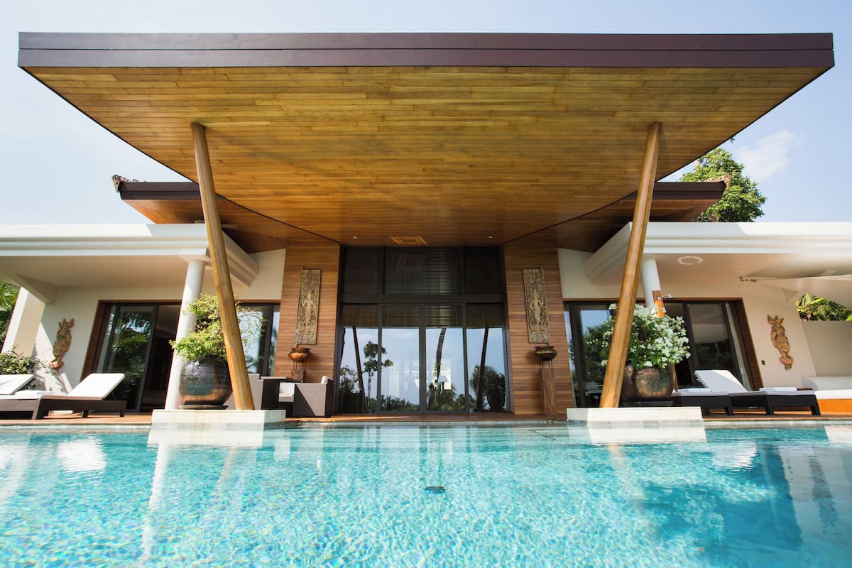 Private pool