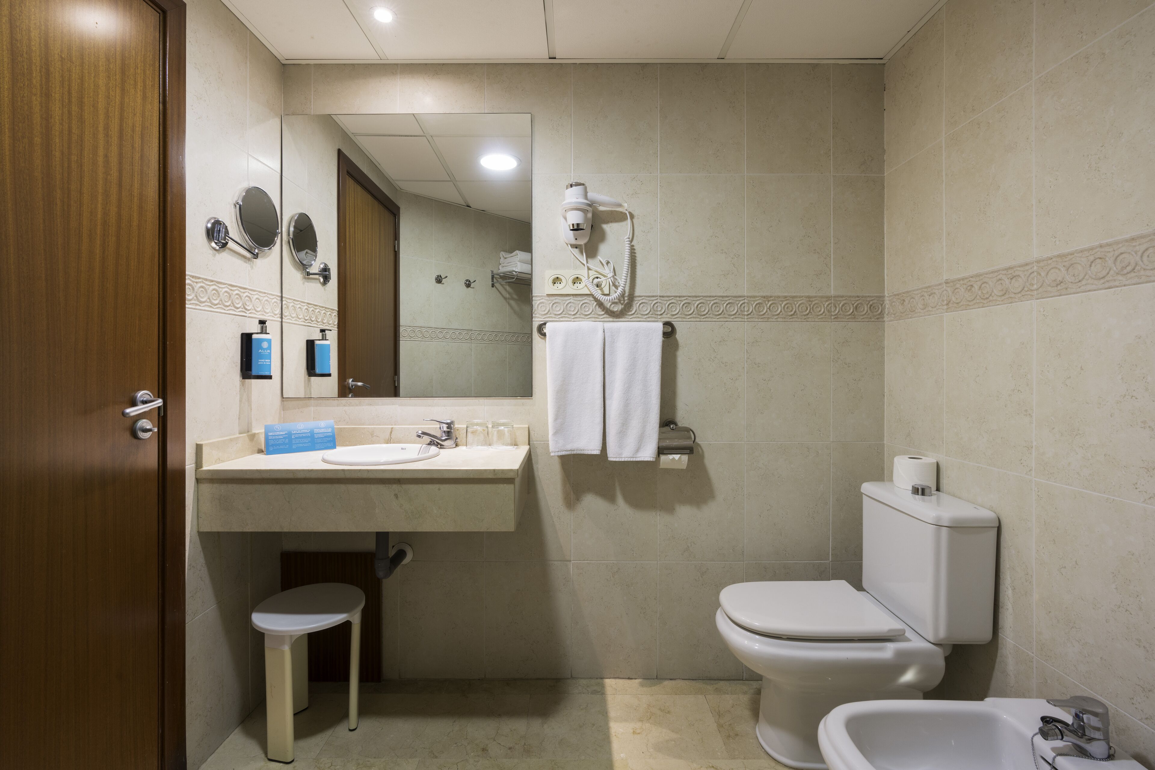 Photo - Aluasun Lago Rojo - Adults recommended