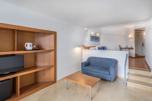 Minibar, desk, blackout curtains, free WiFi