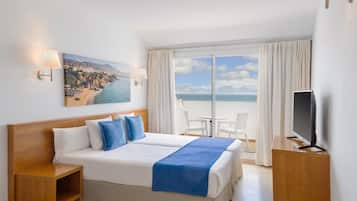 Minibar, escritorio, cortinas opacas y wifi gratis