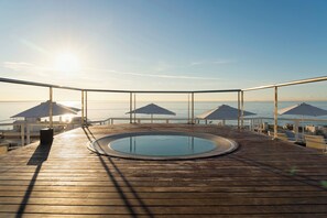 2 outdoor pools, pool umbrellas, pool loungers - AluaSun Lago Rojo - Adults Recommended (Torremolinos)
