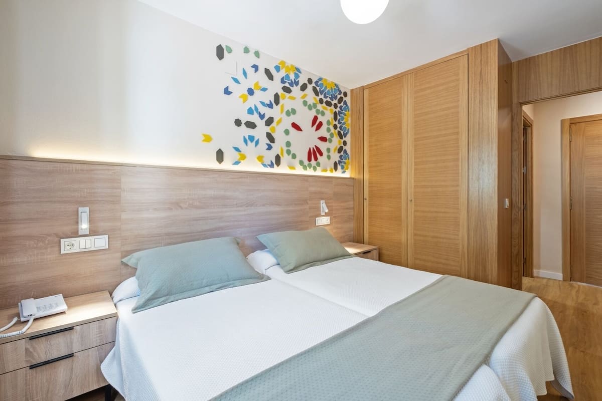 1 Schlafzimmer, Schreibtisch, Verdunkelungsvorhänge, kostenloses WLAN