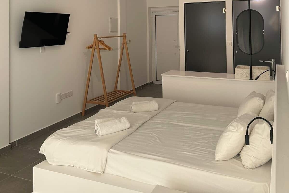 Schreibtisch, schallisolierte Zimmer