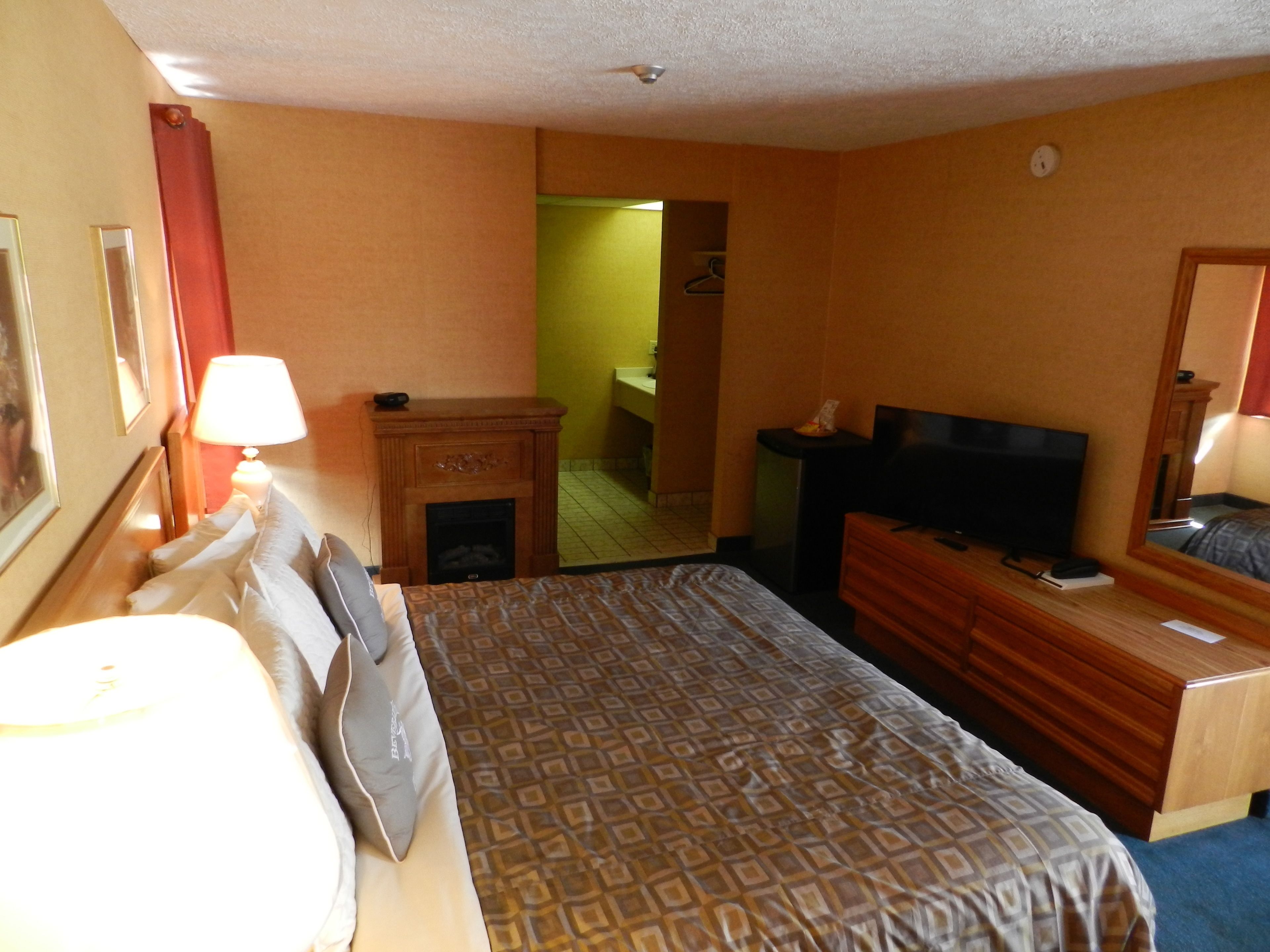 Photo - Kings Inn Near the Falls