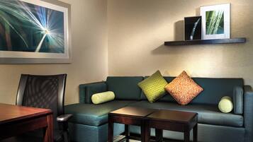 Televisión de pantalla plana de 37 pulgadas con canales por cable