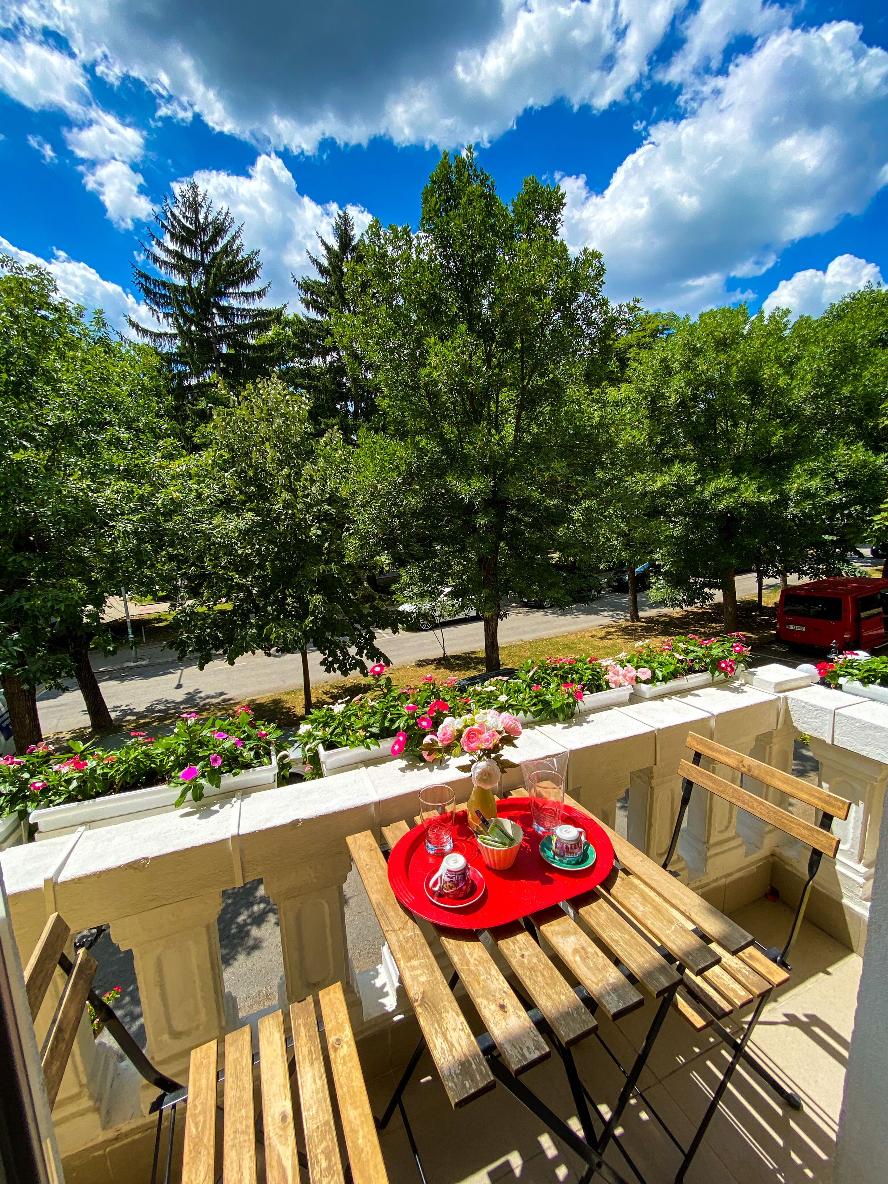 Deluxe kamer, 1 twee- of 2 eenpersoonsbedden, balkon | Uitzicht vanaf balkon