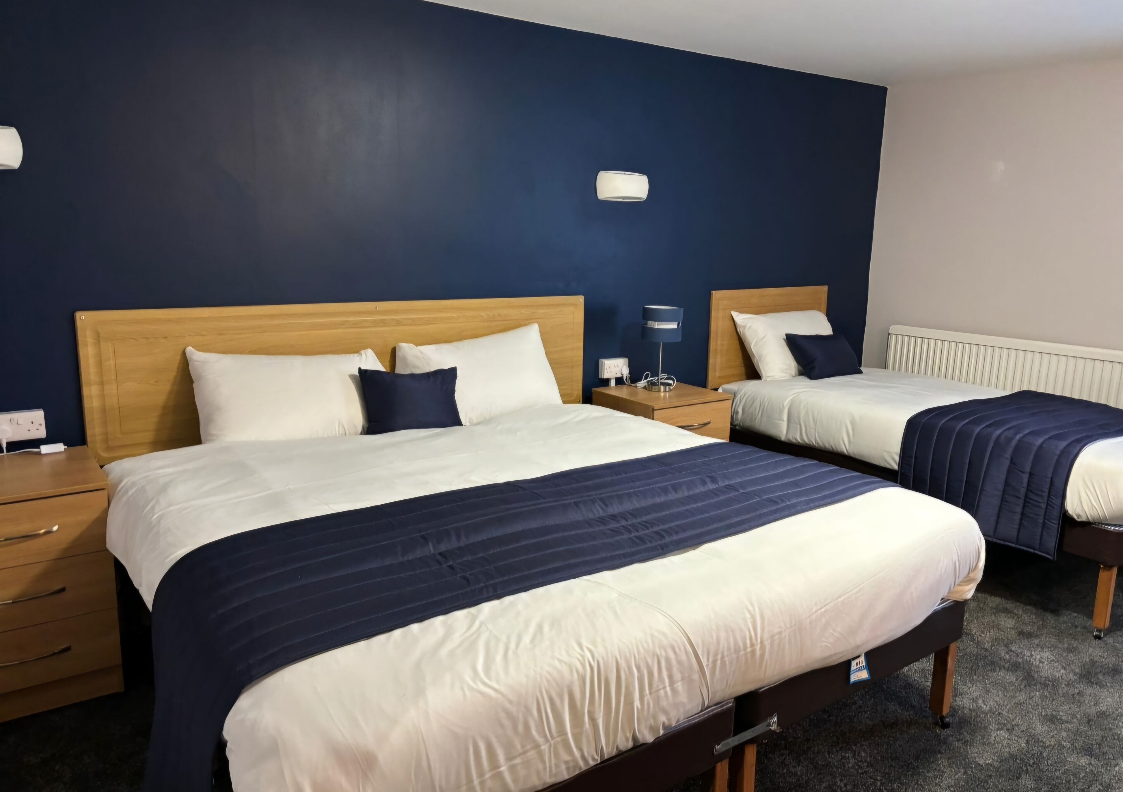 In-room safe, desk, iron/ironing board, free WiFi