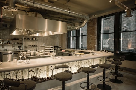 Restaurant. The Alan