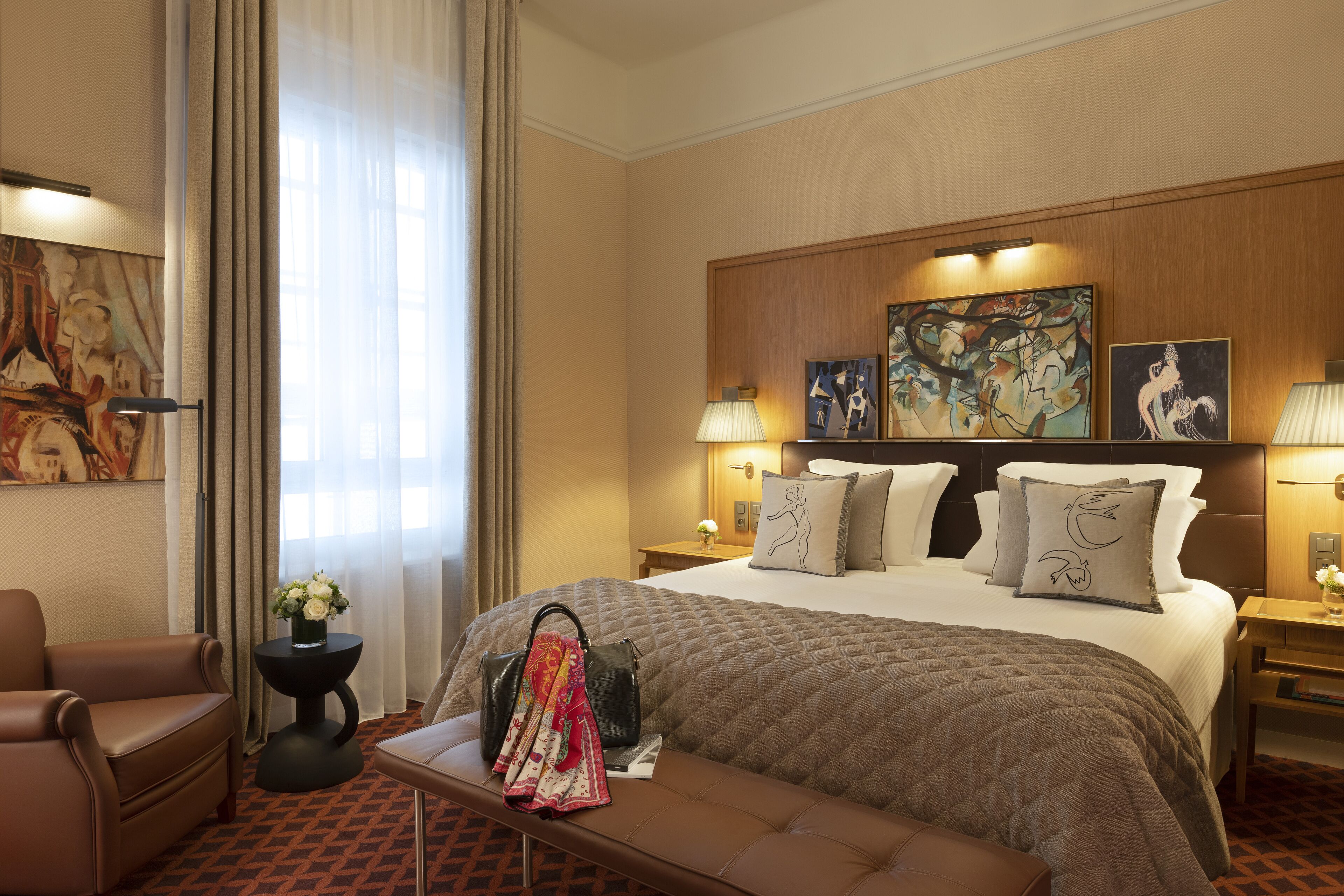 superior double room | 1 bedroom, minibar, in-room safe, desk